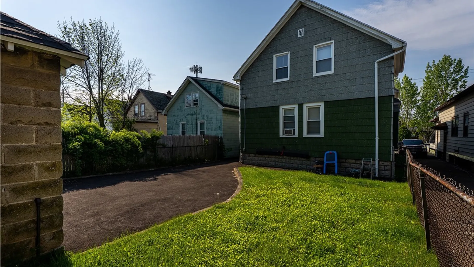 Property at 94 Connelly Avenue, Buffalo, NY 14215 8