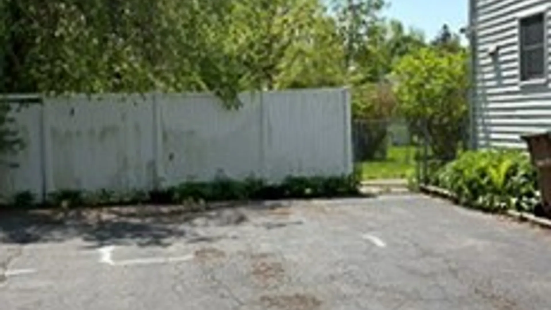 Property at 1425 Como Park Boulevard, Cheektowaga, NY 14043 17