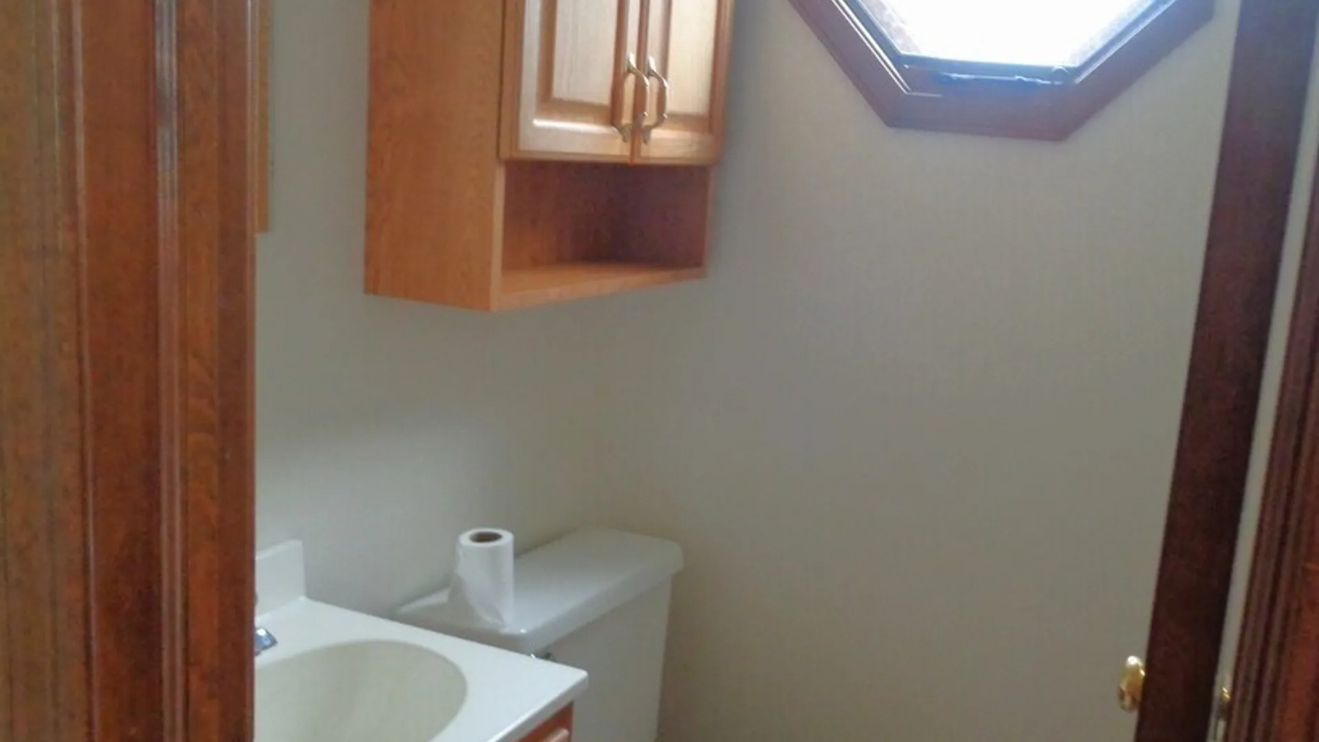 Property at 1425 Como Park Boulevard, Cheektowaga, NY 14043 6