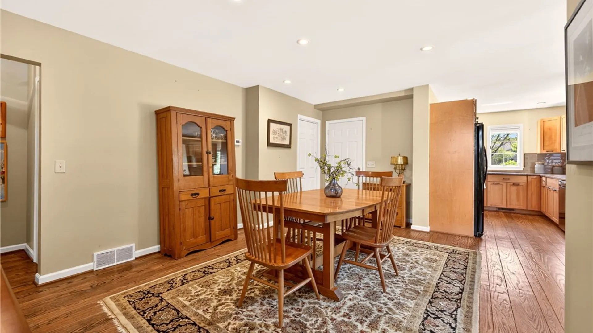 Property at 2 Montpelier Circle, Brighton, NY 14618 13