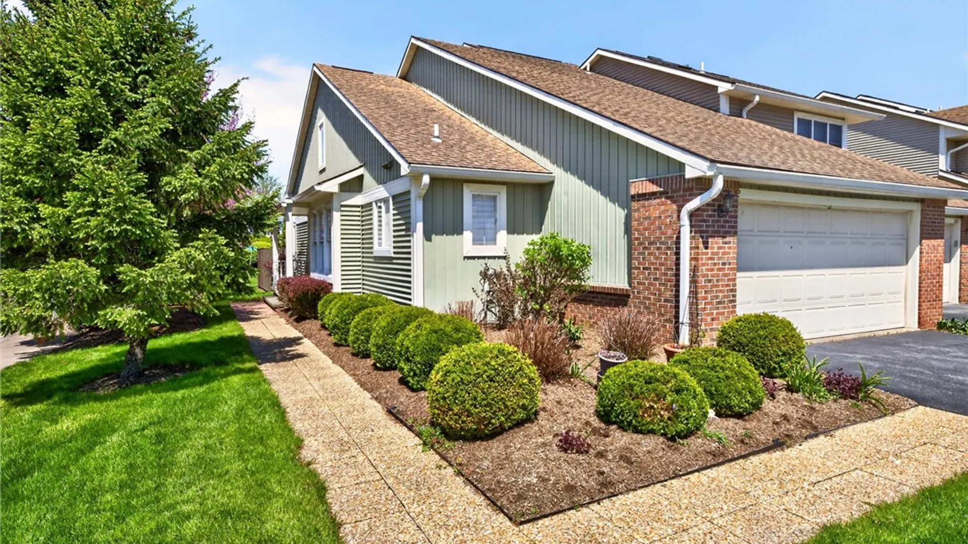 Property at 2 Montpelier Circle, Brighton, NY 14618 2