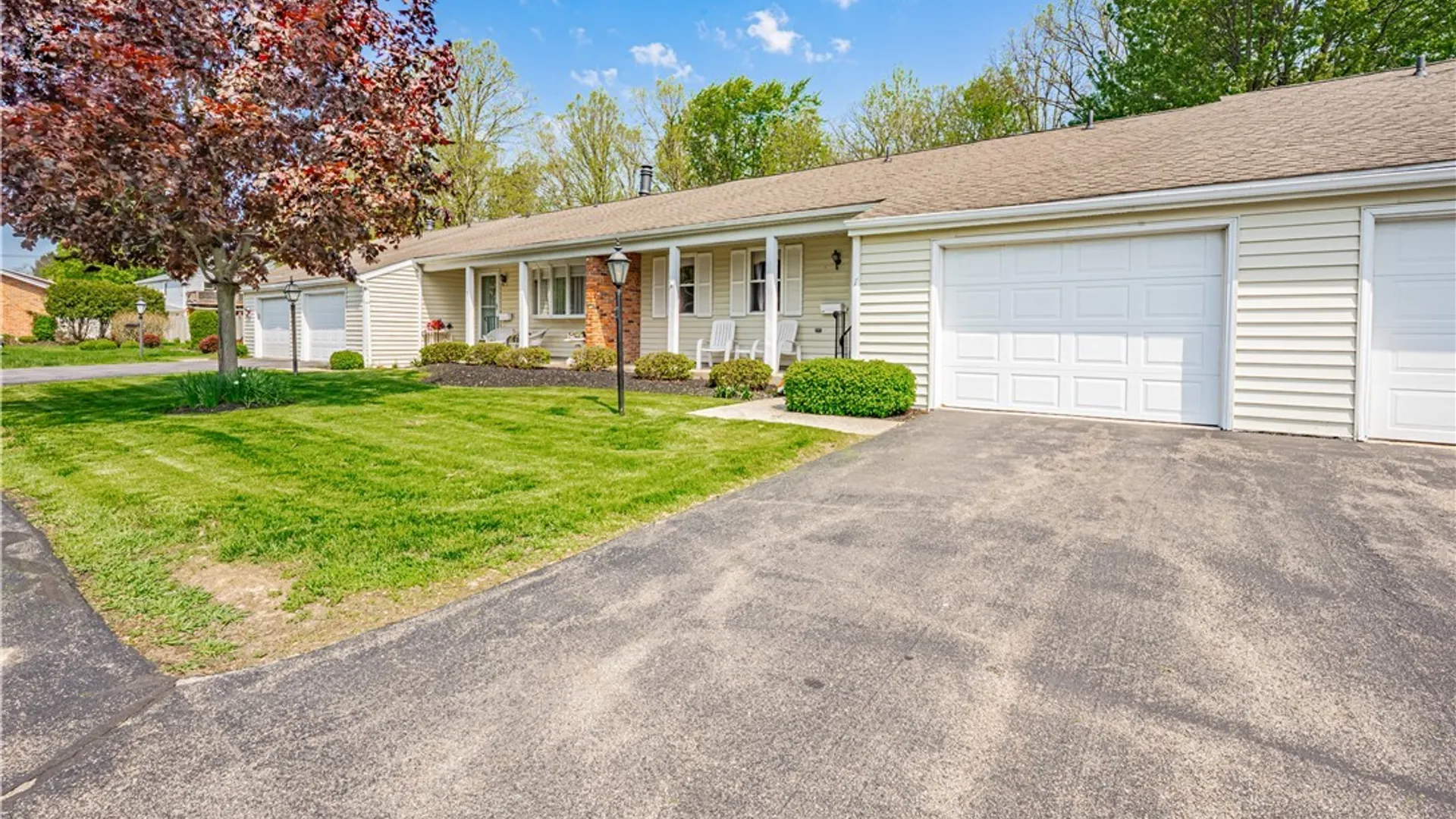 Property at 7 The Common, Lockport City, NY 14094 3