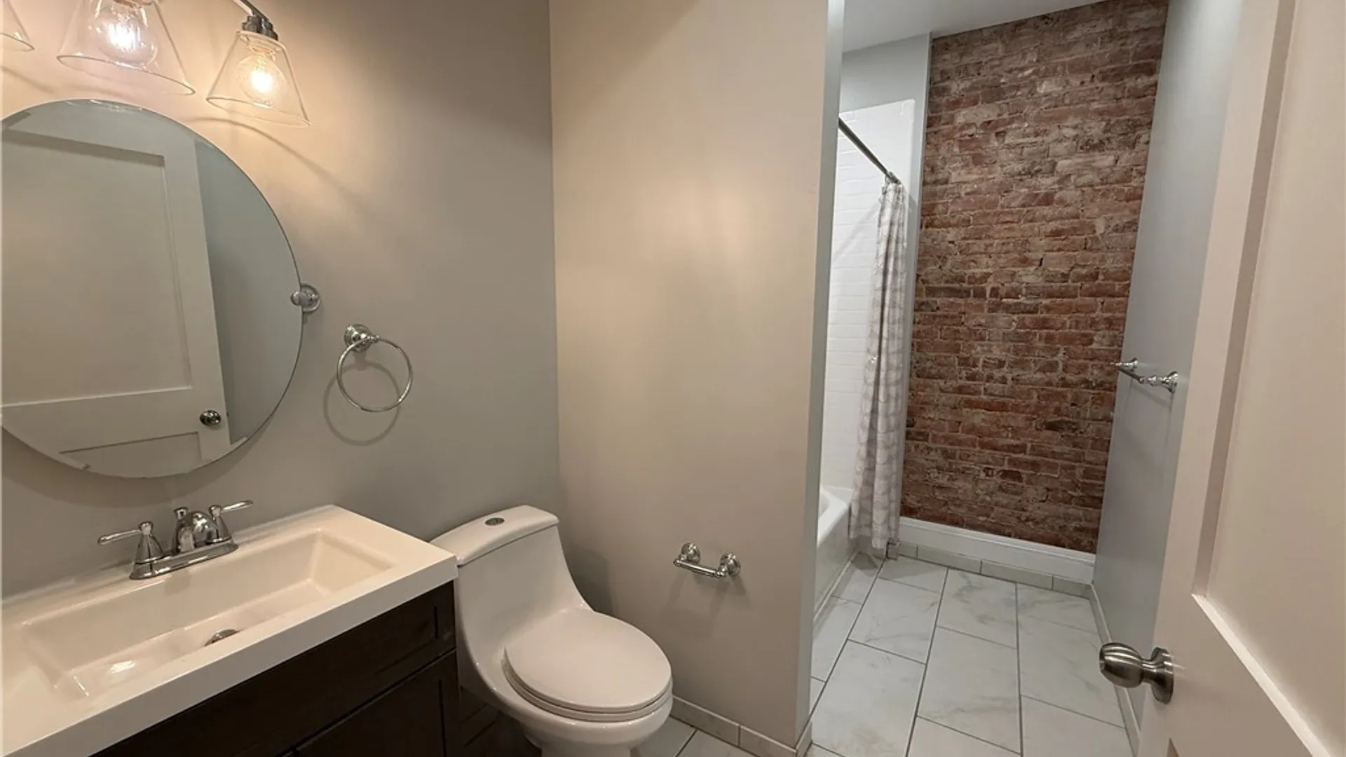 Property at 205 E Jefferson Street, Syracuse, NY 13202 18