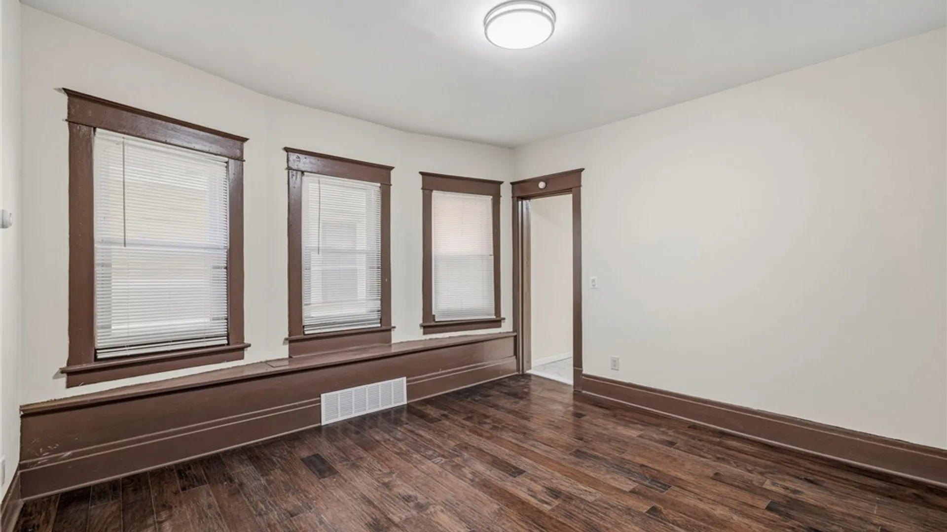 Property at 659 Best Street, Buffalo, NY 14211 11