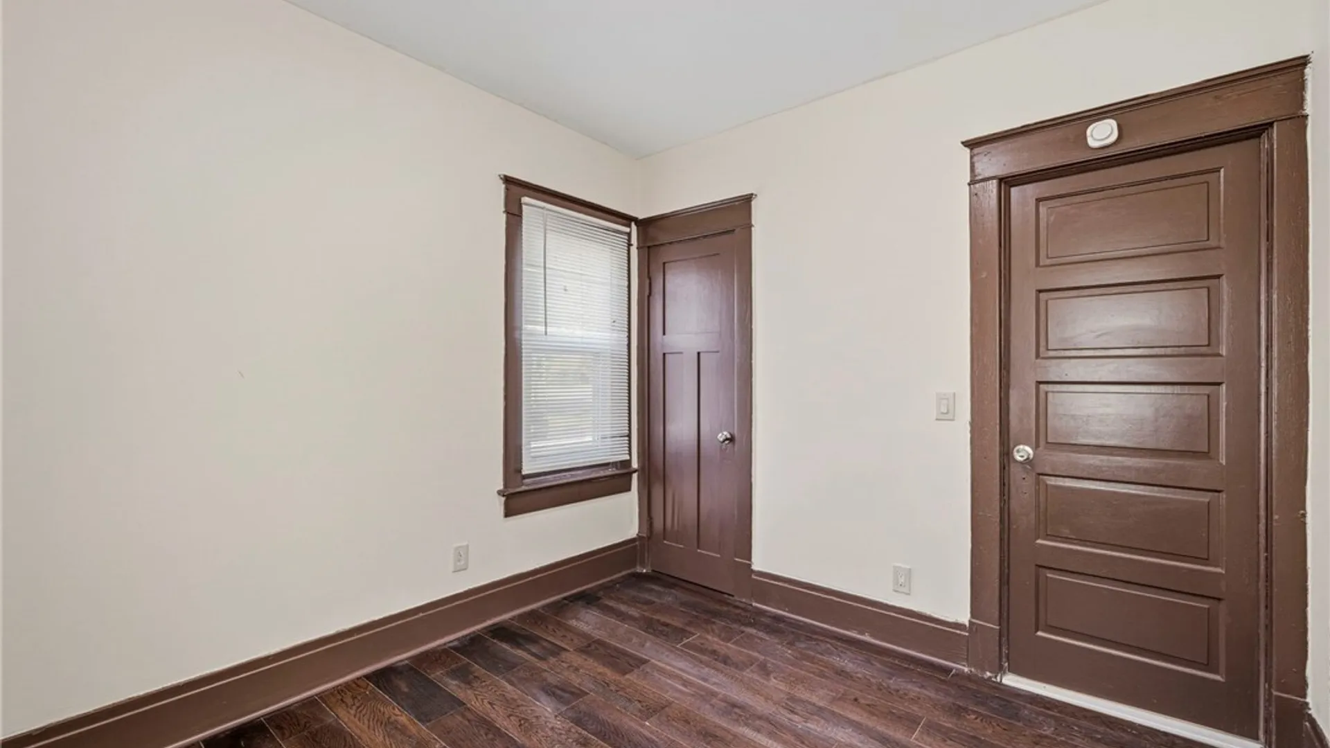 Property at 659 Best Street, Buffalo, NY 14211 21