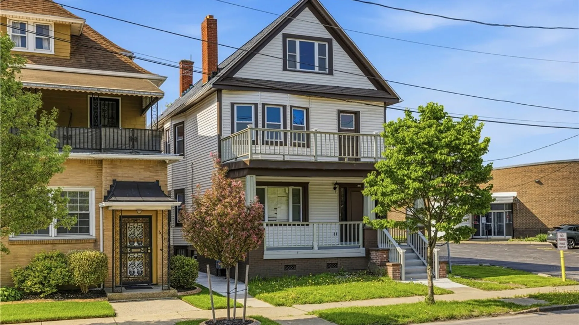 Property at 659 Best Street, Buffalo, NY 14211 4