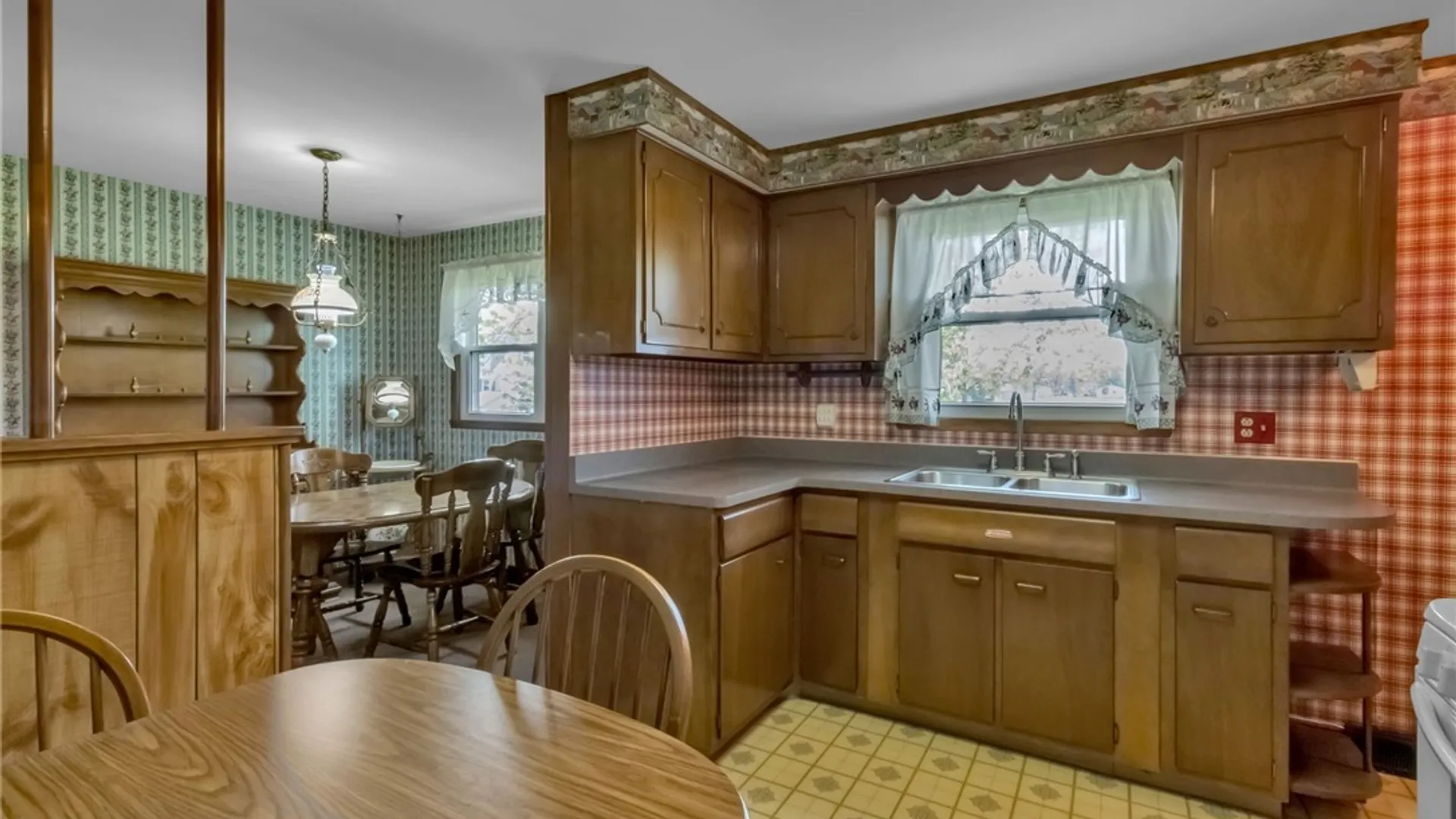 Property at 291 Carriage Park, West Seneca, NY 14224 18