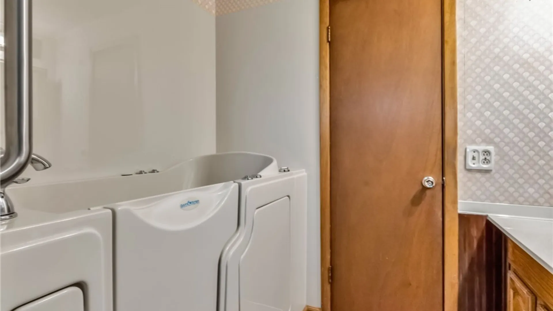 Property at 291 Carriage Park, West Seneca, NY 14224 33