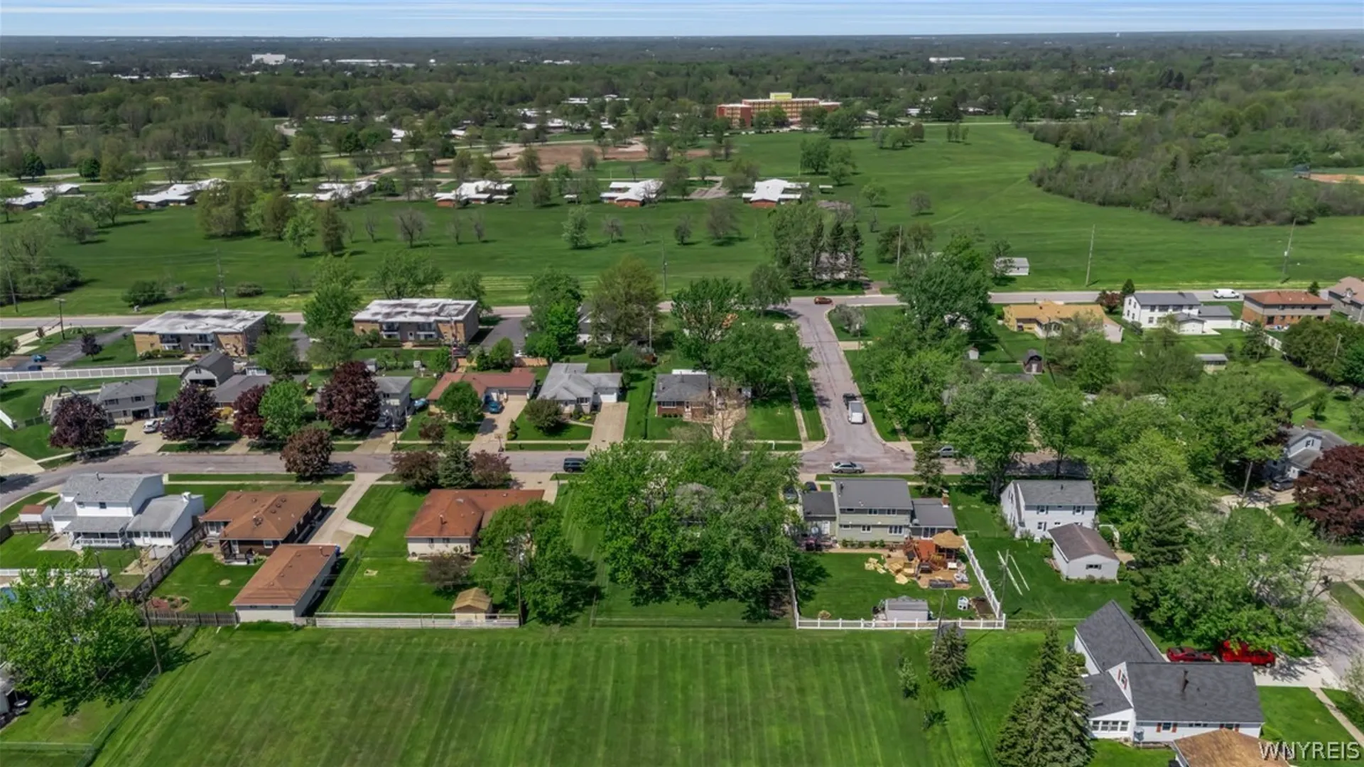 Property at 291 Carriage Park, West Seneca, NY 14224 7