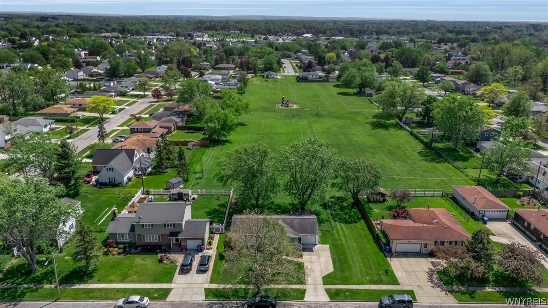 Property at 291 Carriage Park, West Seneca, NY 14224 8