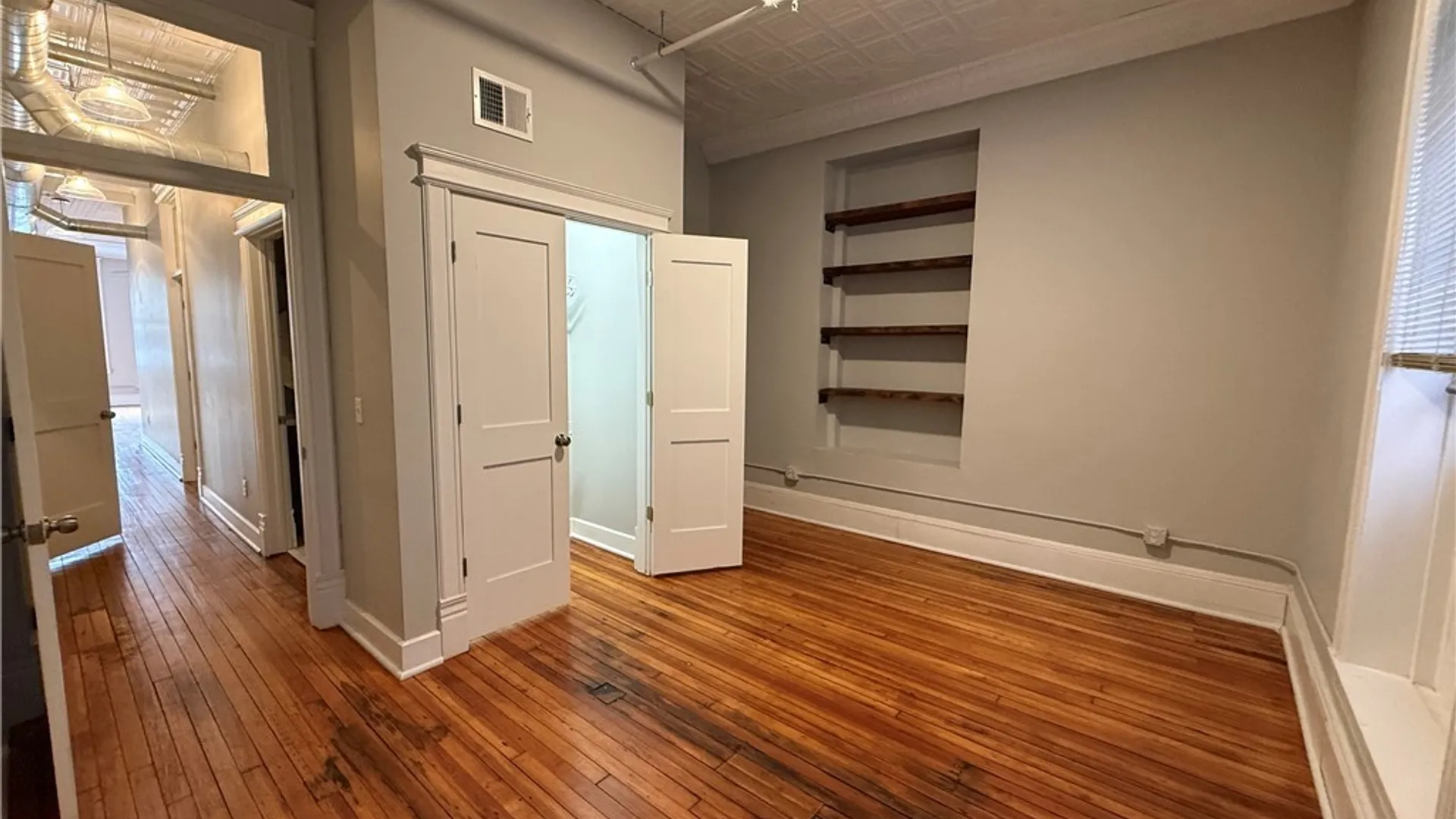 Property at 205 E Jefferson Street, Syracuse, NY 13202 22