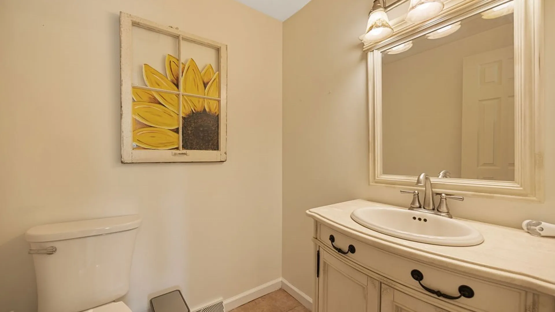 Property at 5881 Fieldstone Drive, Cazenovia, NY 13035 16