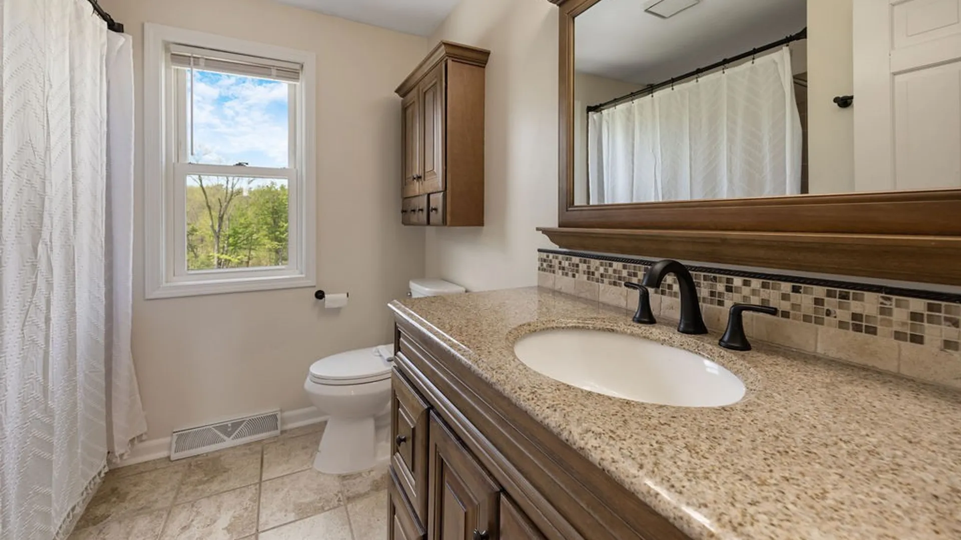 Property at 5881 Fieldstone Drive, Cazenovia, NY 13035 24