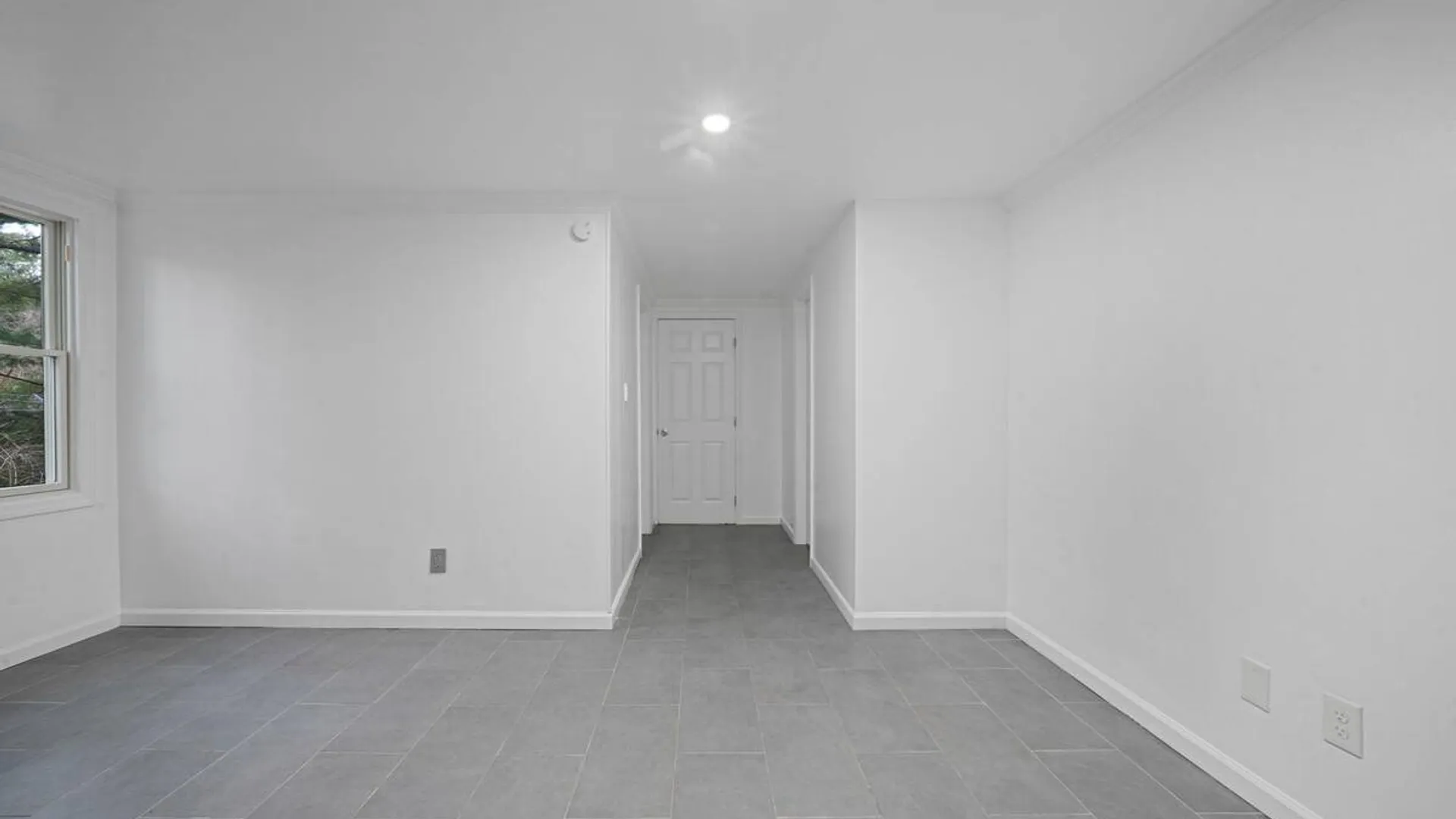 Property at 157 Serpentine Lane, Islandia, NY 11749 21
