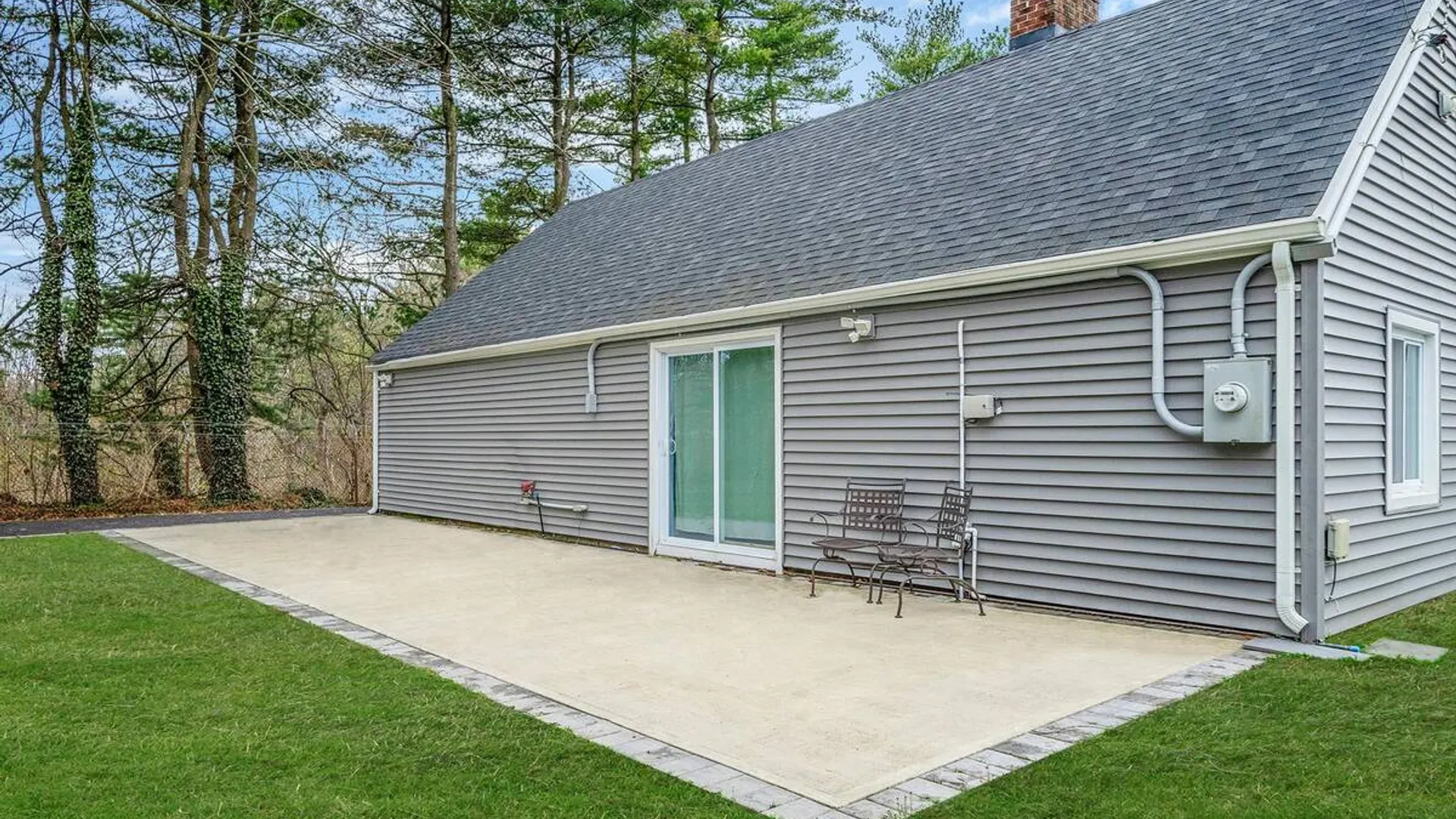 Property at 157 Serpentine Lane, Islandia, NY 11749 36
