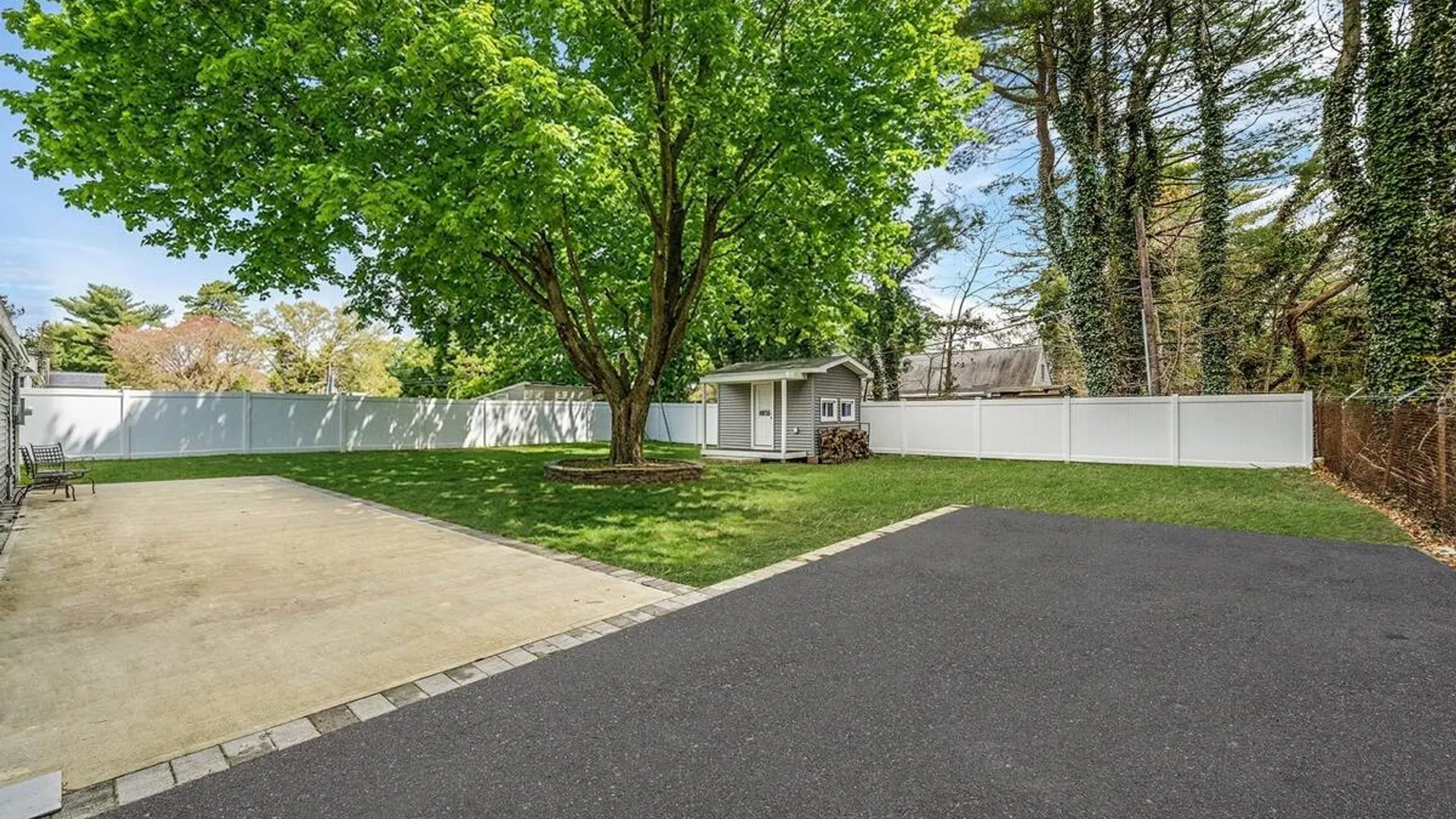 Property at 157 Serpentine Lane, Islandia, NY 11749 39