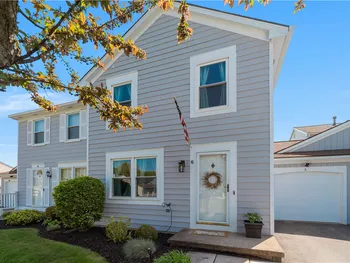 6 S Estate Drive, Webster, NY 14580