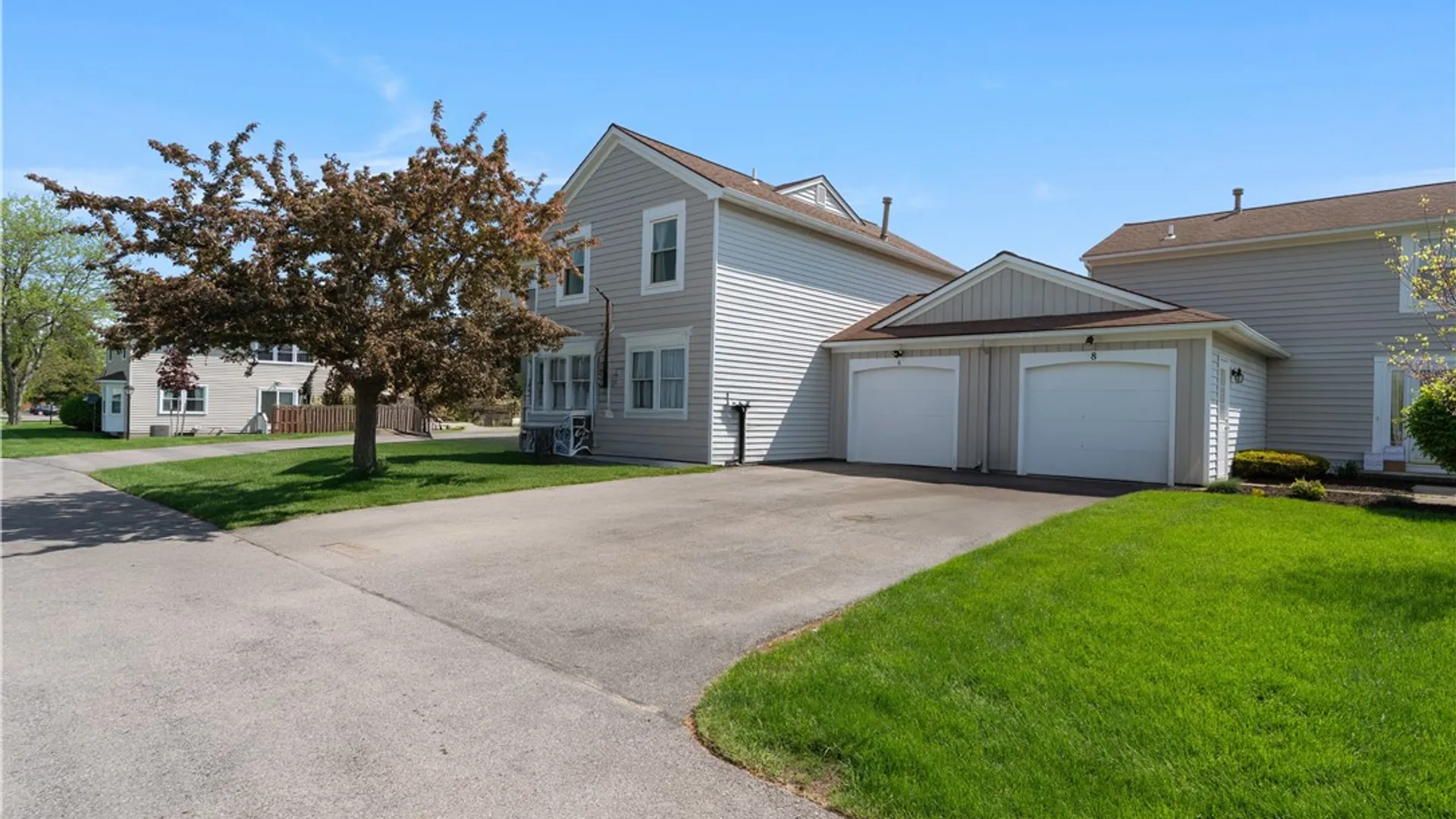 Property at 6 S Estate Drive, Webster, NY 14580 37