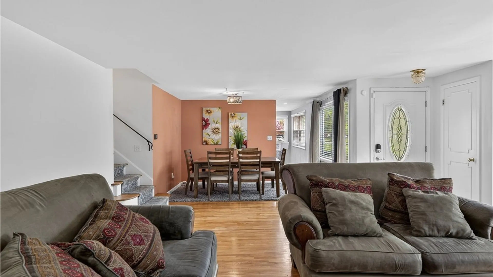 Property at 32 Hunters Ln, Amherst, NY 14221 8