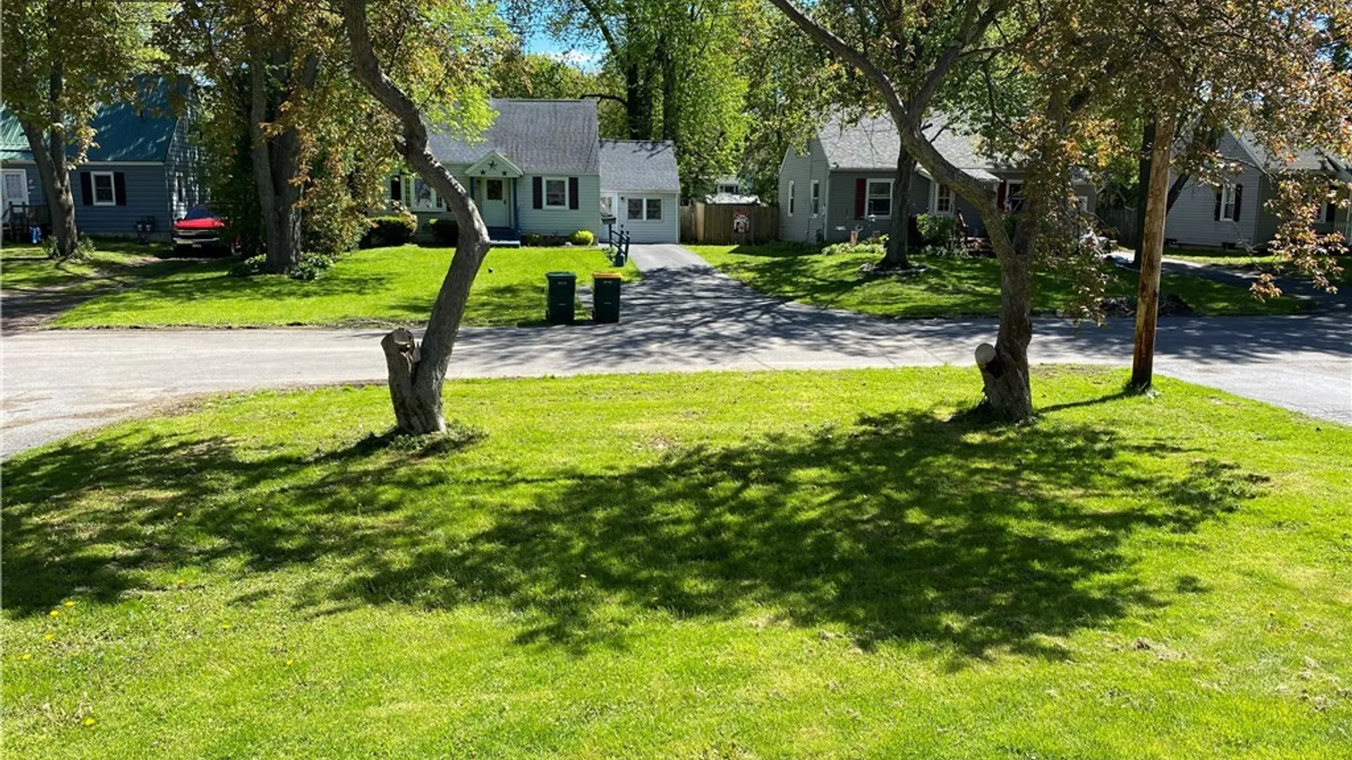 Property at 220 Roxann Avenue, Cicero, NY 13212 36