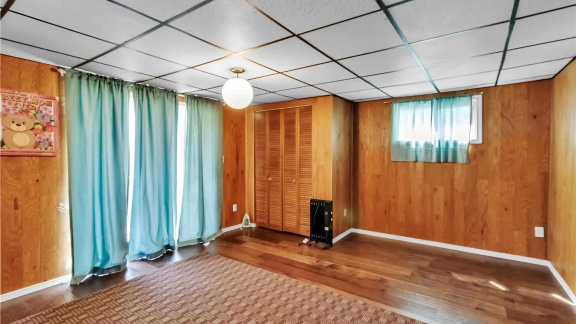 Property at 95 Guernsey St, Buffalo, NY 14207 15