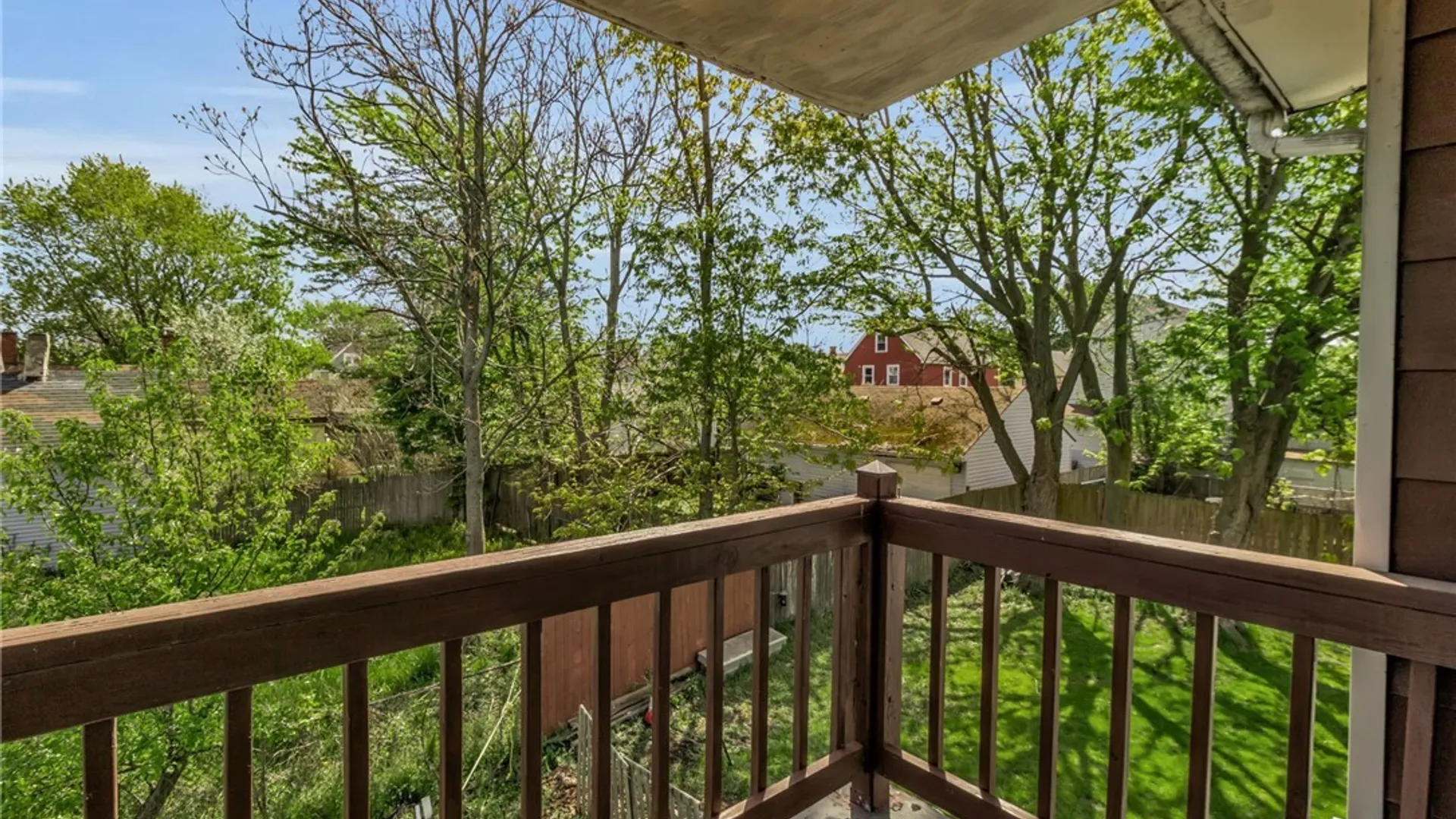 Property at 95 Guernsey St, Buffalo, NY 14207 17