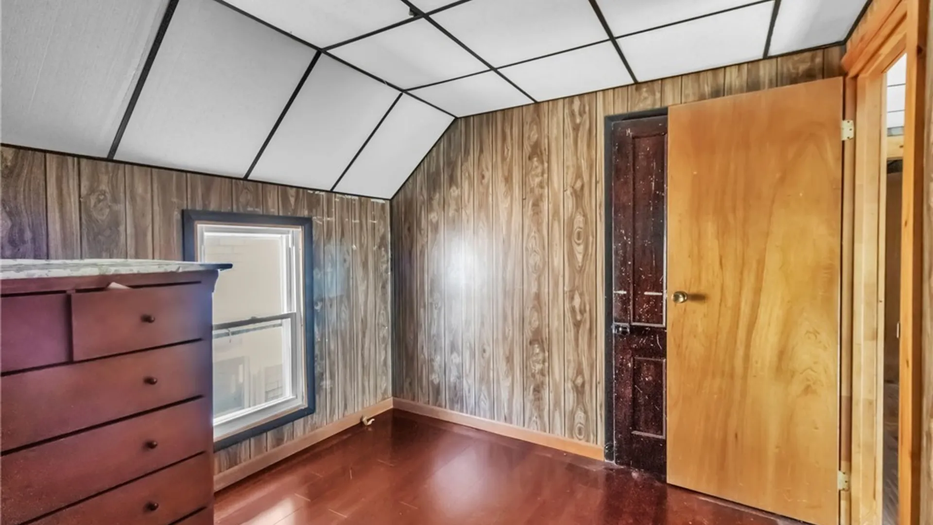 Property at 95 Guernsey St, Buffalo, NY 14207 22