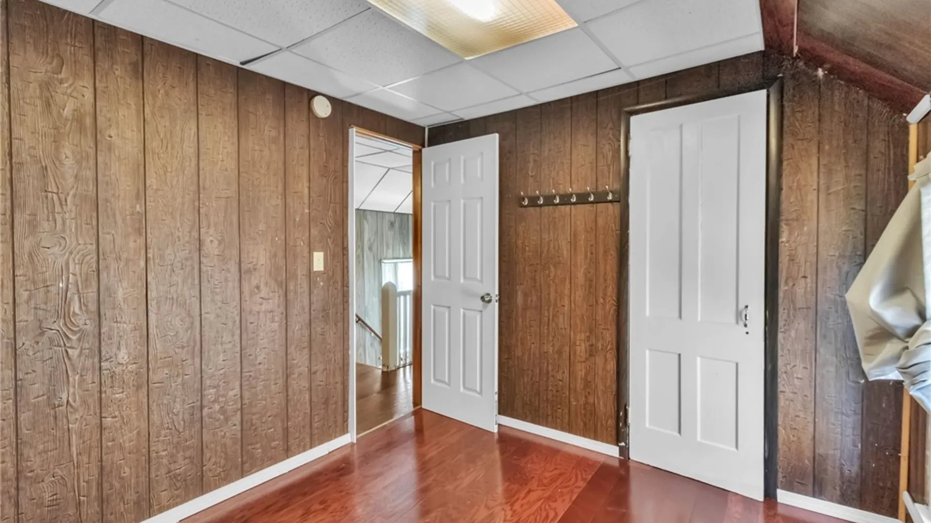 Property at 95 Guernsey St, Buffalo, NY 14207 24
