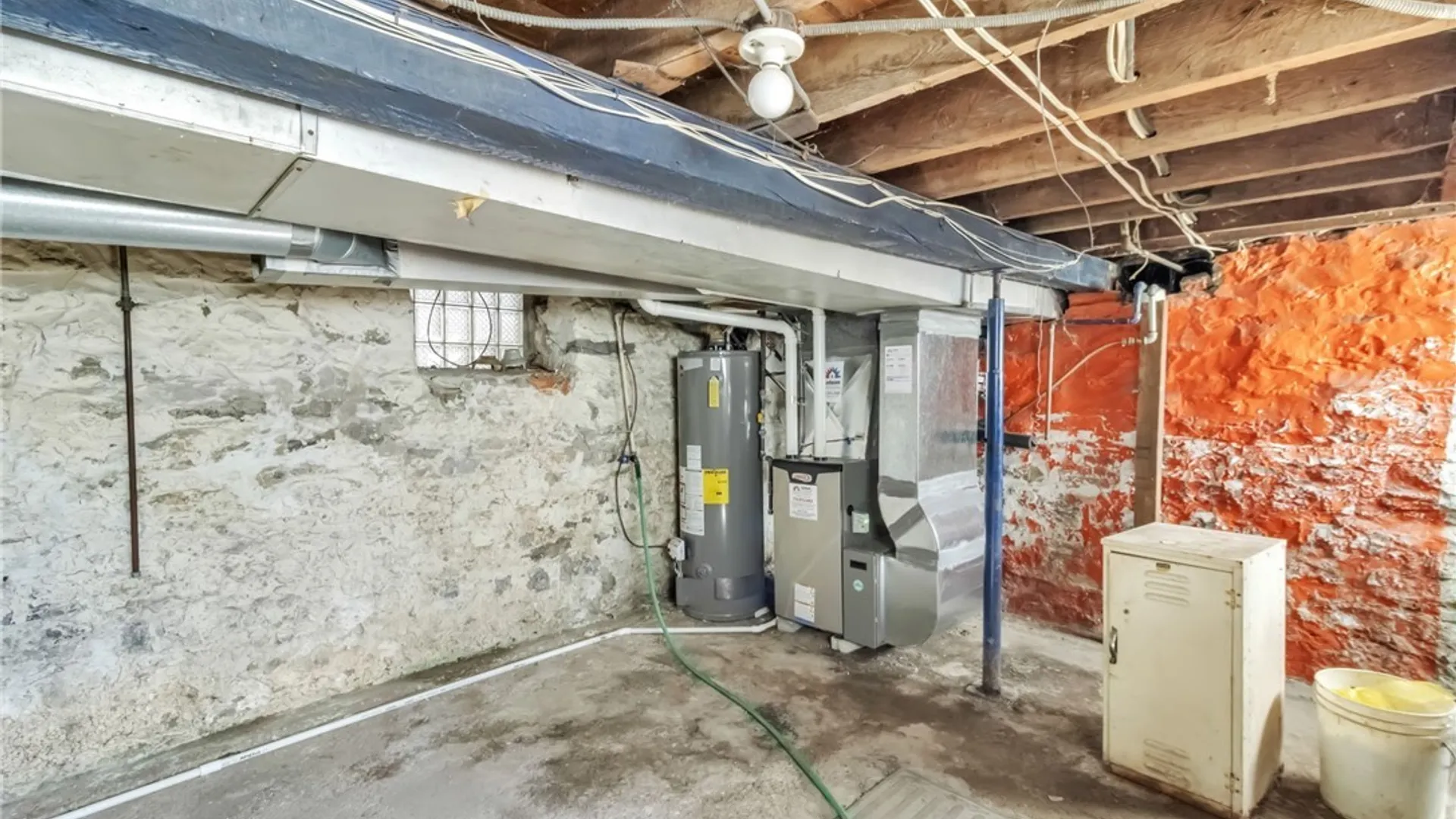 Property at 95 Guernsey St, Buffalo, NY 14207 28