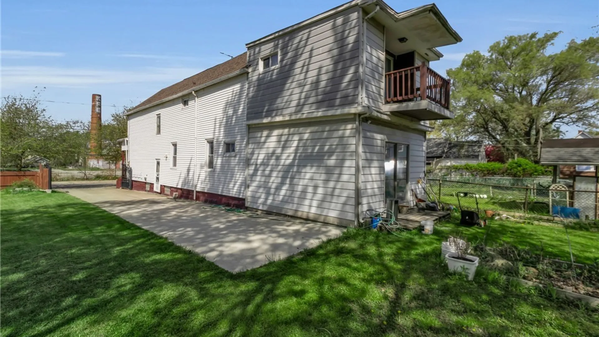 Property at 95 Guernsey St, Buffalo, NY 14207 31