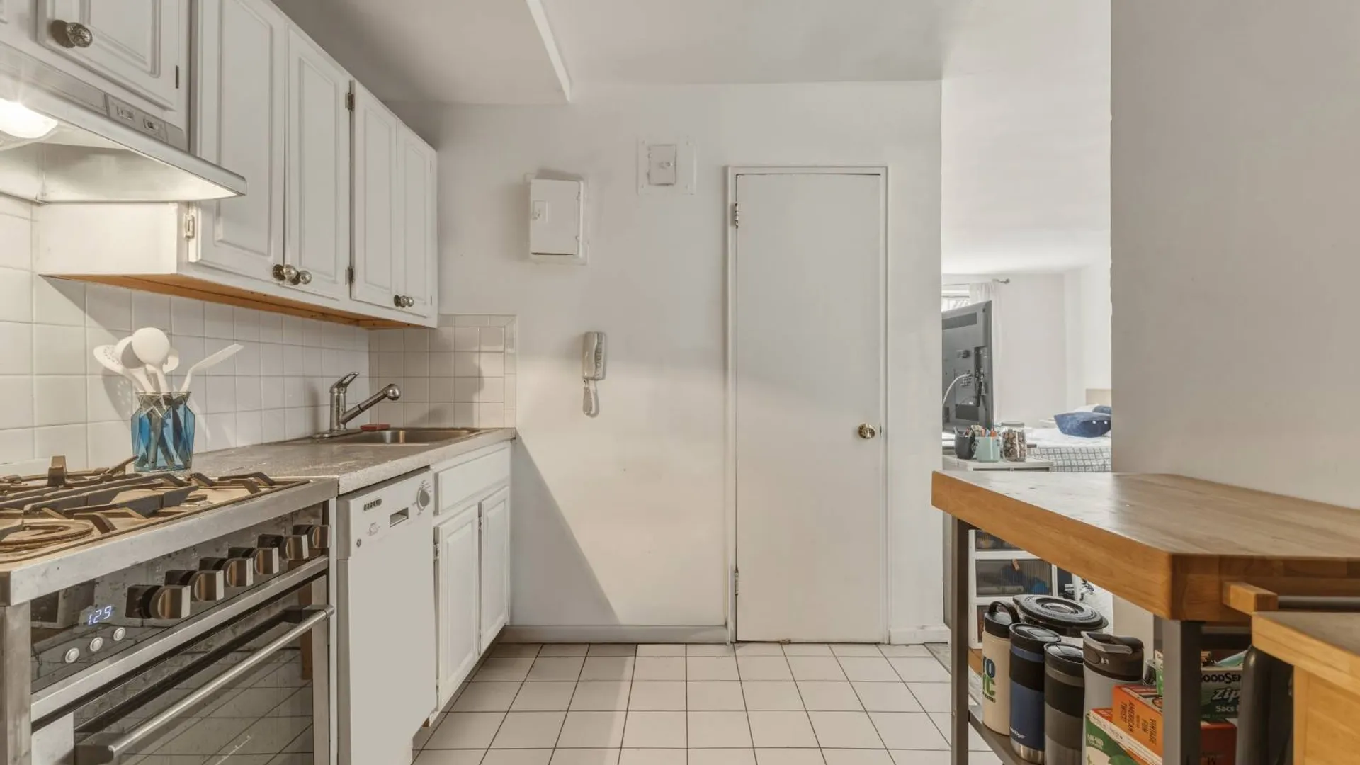 Property at 67-14 108th Street, Forest Hills, NY 11375 3