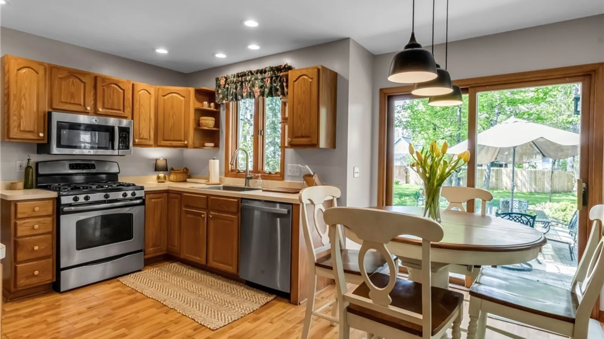 Property at 34 5th Avenue, Amherst, NY 14221 17