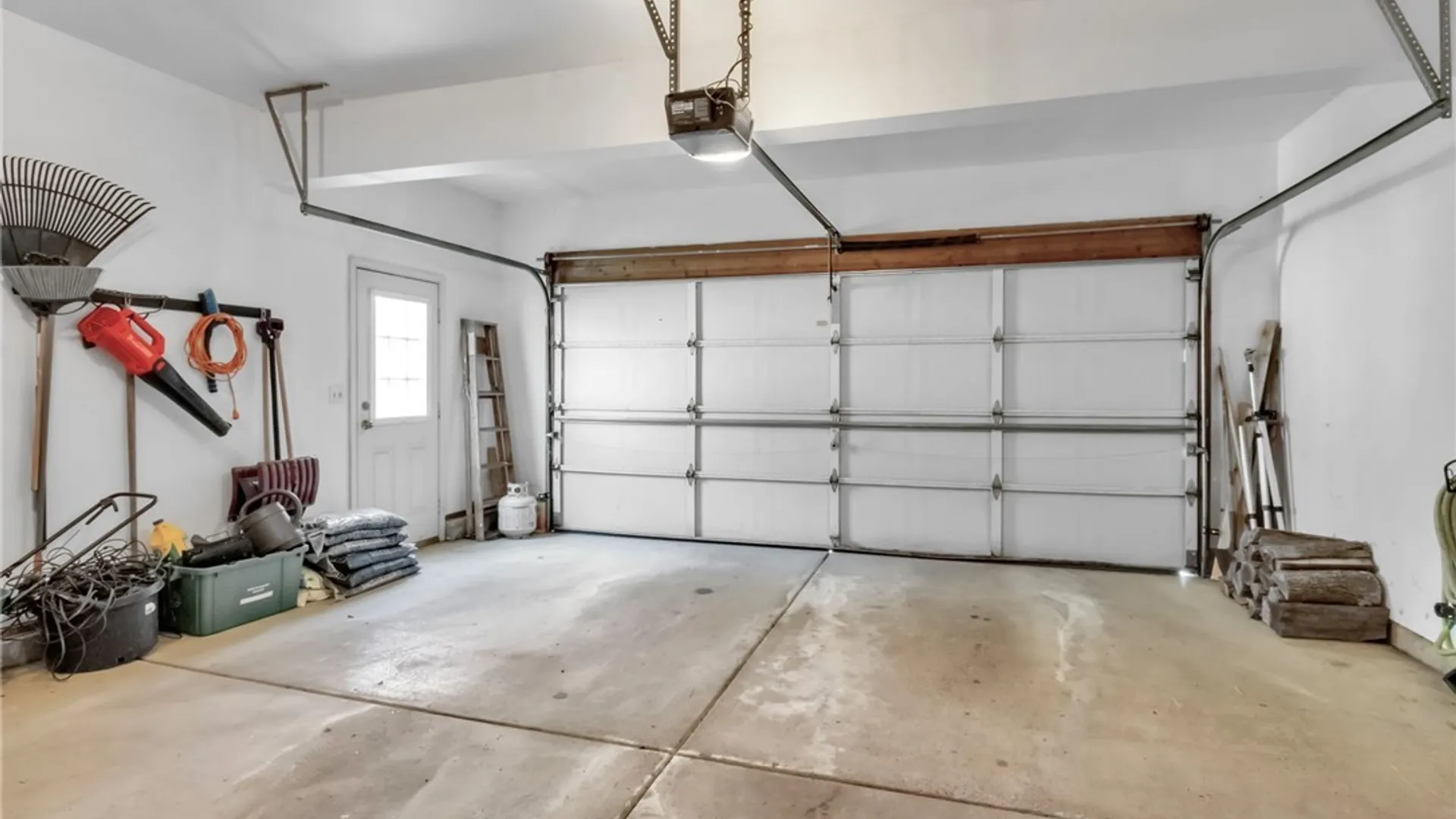 Property at 34 5th Avenue, Amherst, NY 14221 44