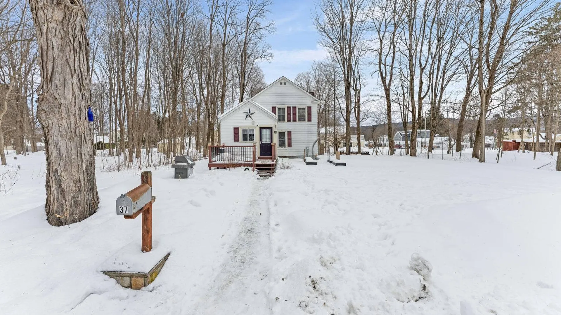 Property at 37 Academy St, Cambridge, NY 12816 11