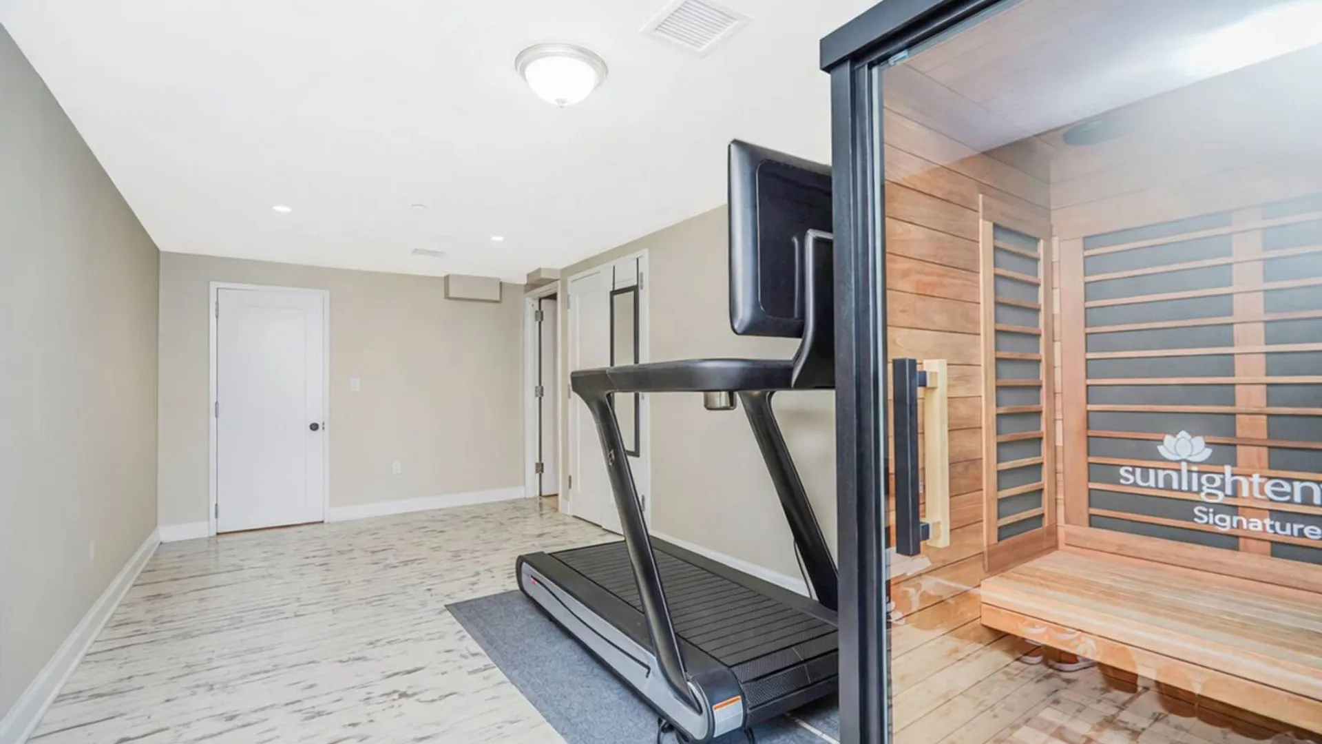 Property at 90 Bay Street Landing, Staten Island, NY 10301 33