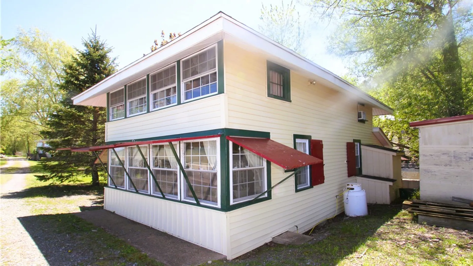 Property at 13202 Park Road, Carlton, NY 14571 4