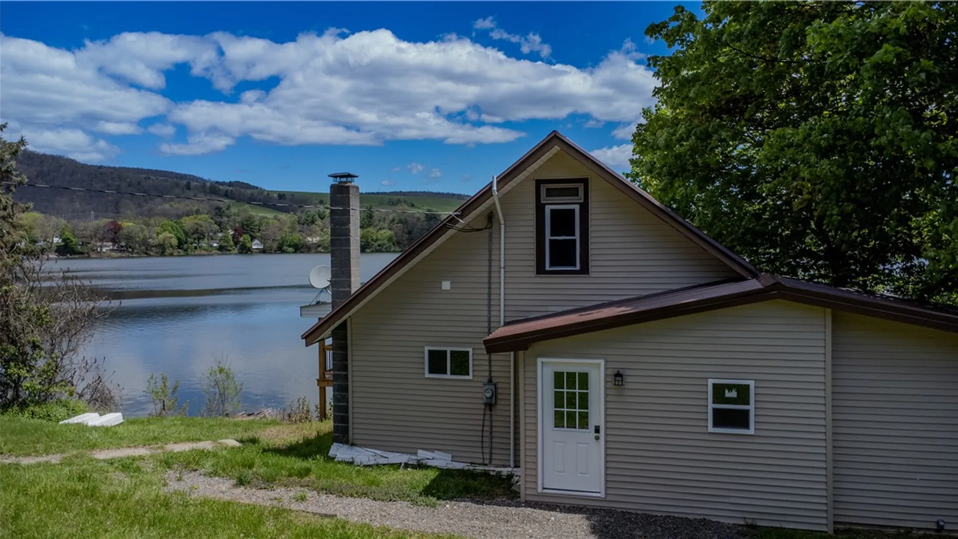 Property at 6991 East William Extension, Bath, NY 14810 3