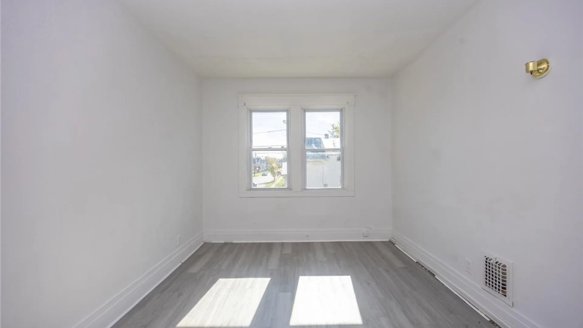 Property at 154 Hagen Street, Buffalo, NY 14215 24