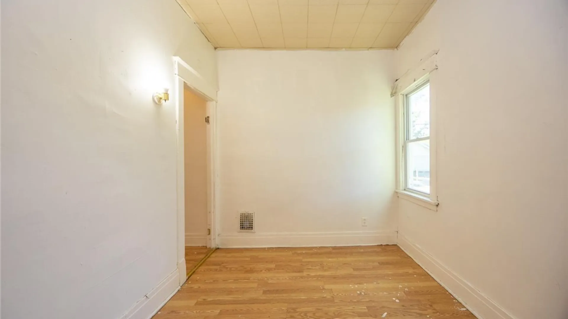 Property at 154 Hagen Street, Buffalo, NY 14215 34