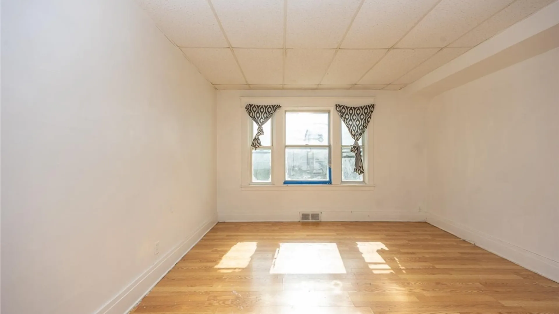 Property at 154 Hagen Street, Buffalo, NY 14215 41