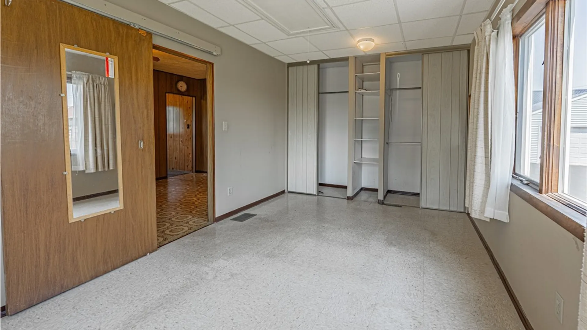 Property at 4784 Chester Avenue, Niagara, NY 14305 11
