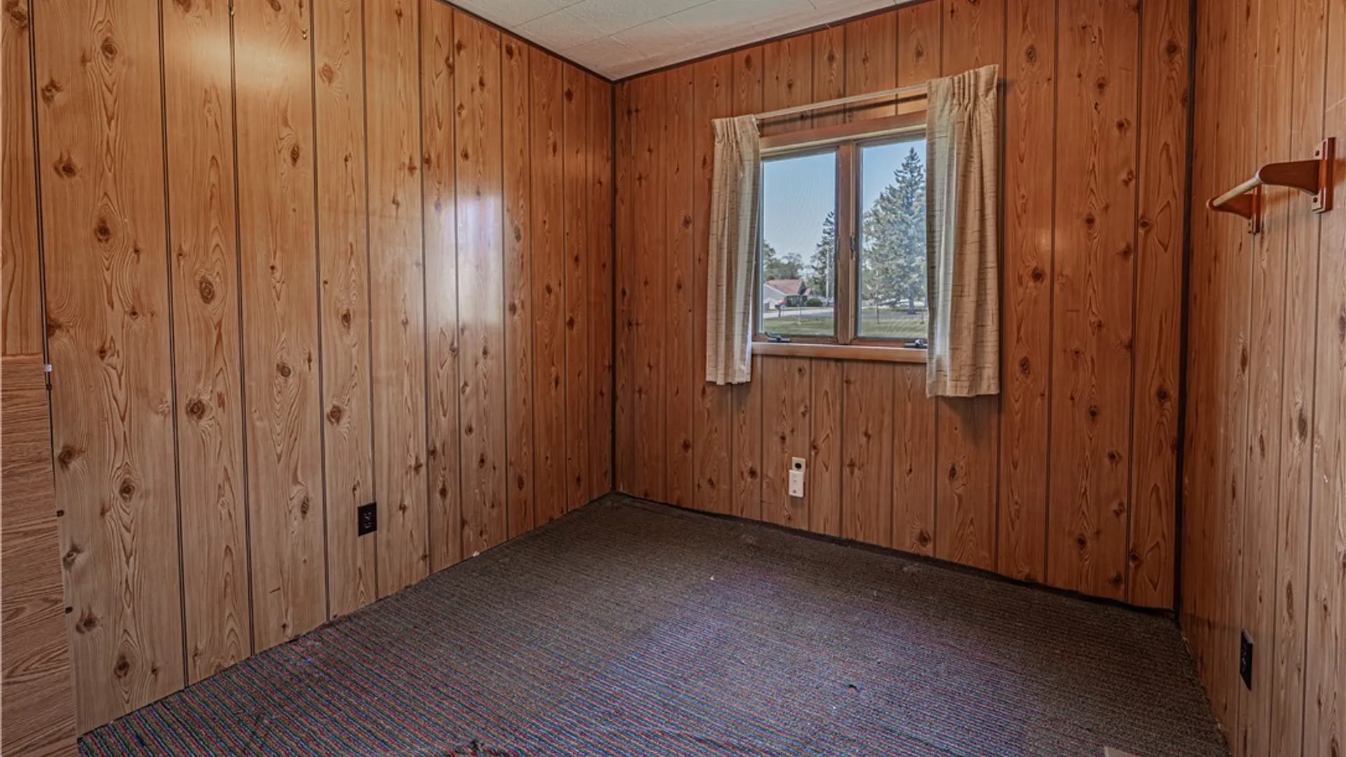 Property at 4784 Chester Avenue, Niagara, NY 14305 15
