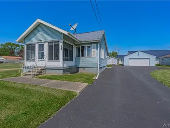 4784 Chester Avenue, Niagara, NY 14305