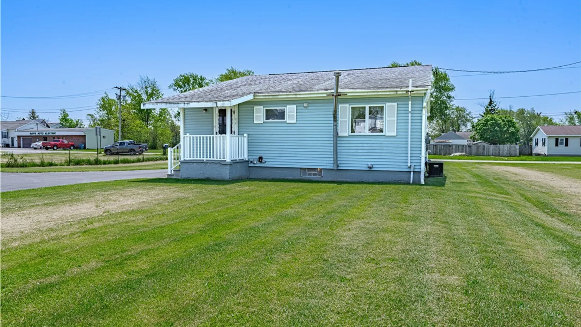 Property at 4784 Chester Avenue, Niagara, NY 14305 27