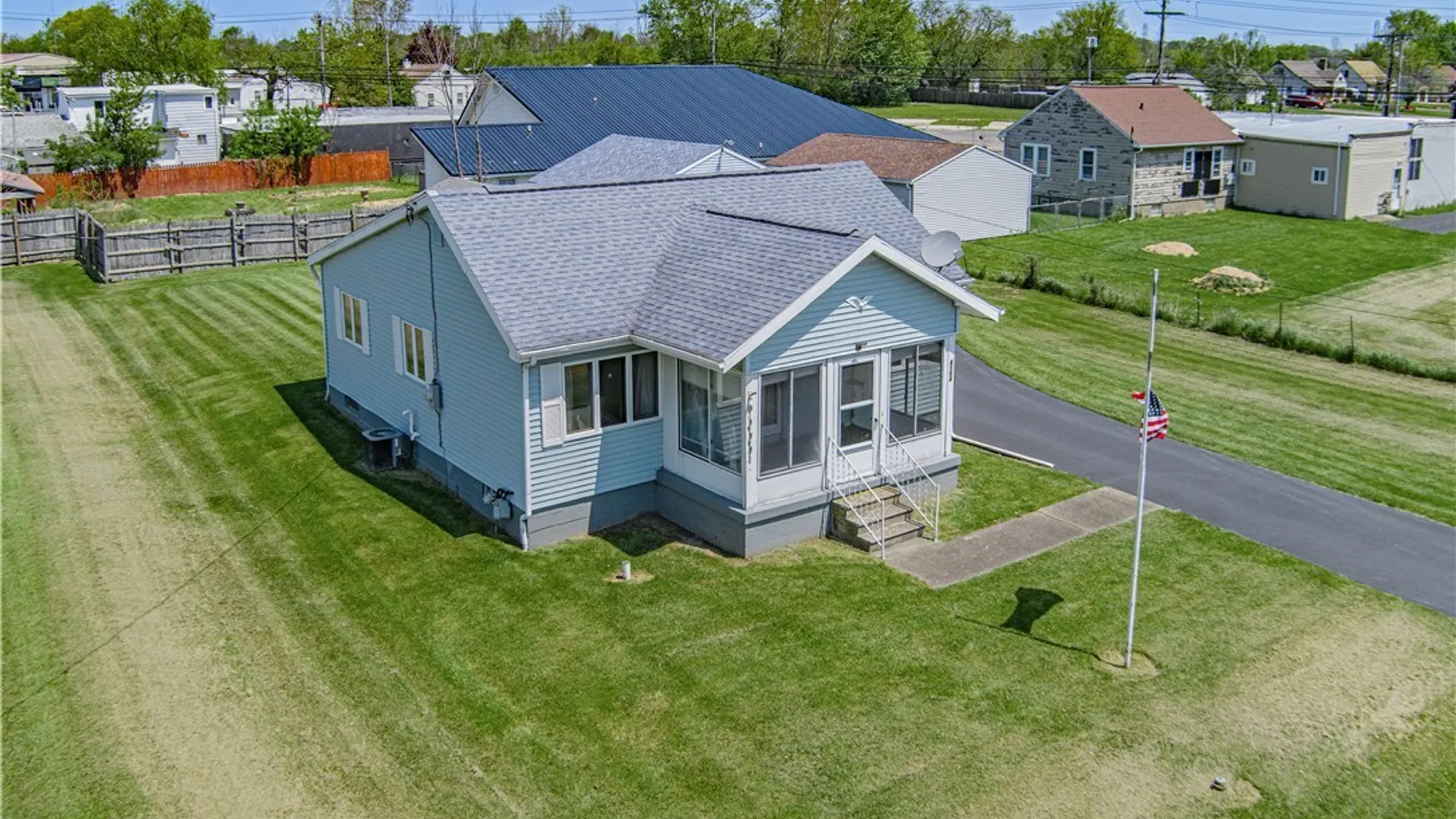 Property at 4784 Chester Avenue, Niagara, NY 14305 34