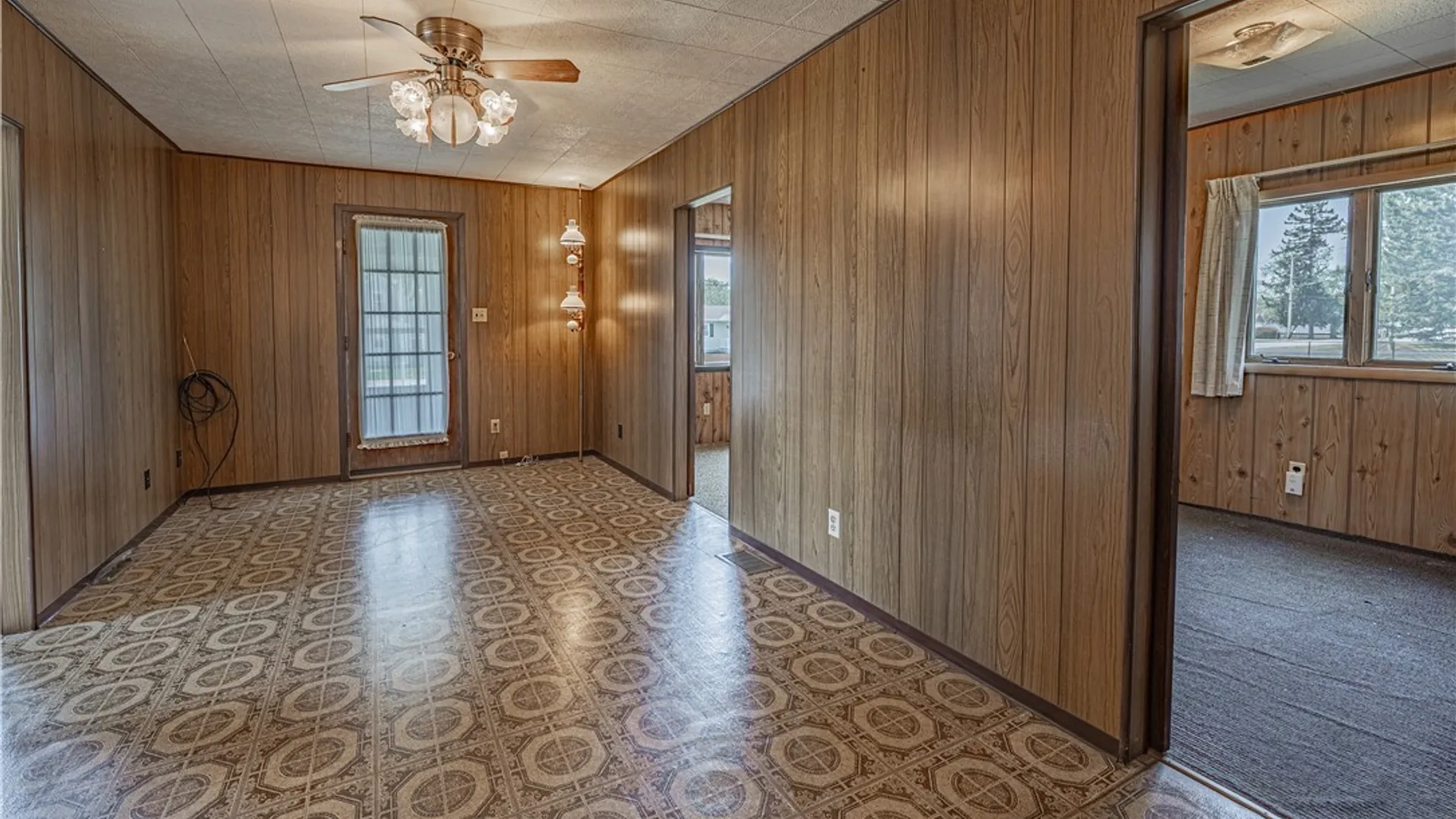 Property at 4784 Chester Avenue, Niagara, NY 14305 8