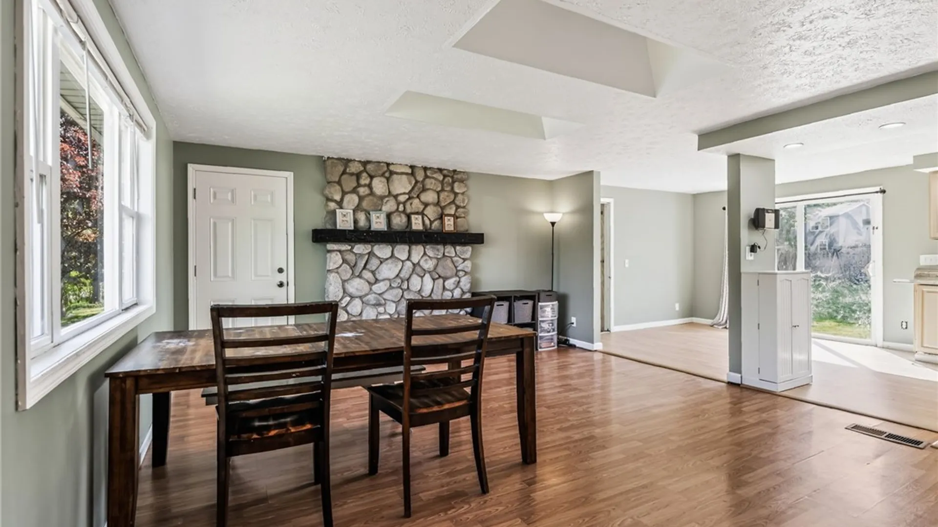 Property at 24 Huntington Parkway, Hamlin, NY 14464 10