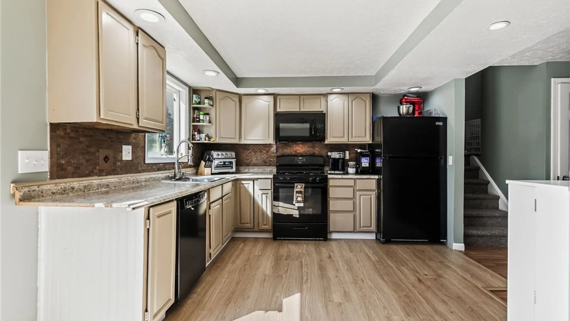 Property at 24 Huntington Parkway, Hamlin, NY 14464 3
