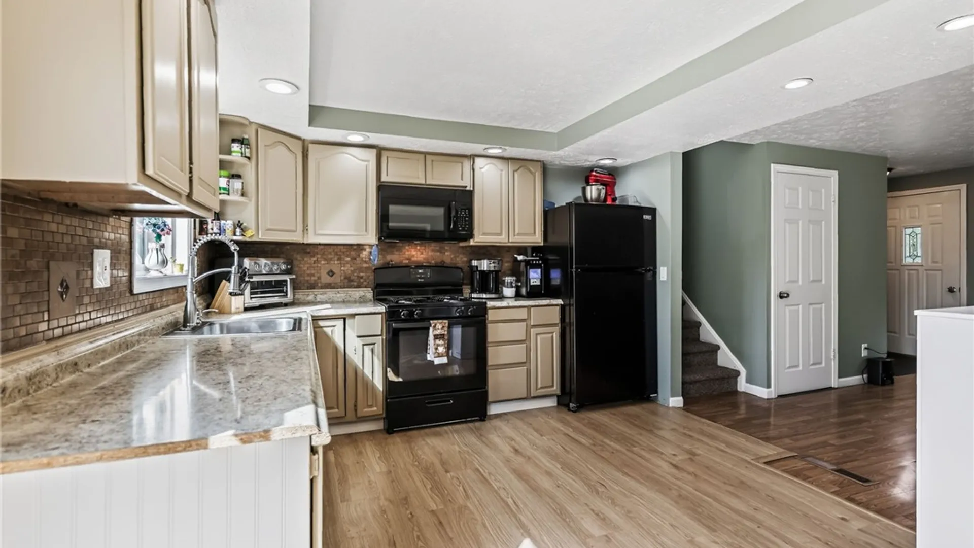 Property at 24 Huntington Parkway, Hamlin, NY 14464 6