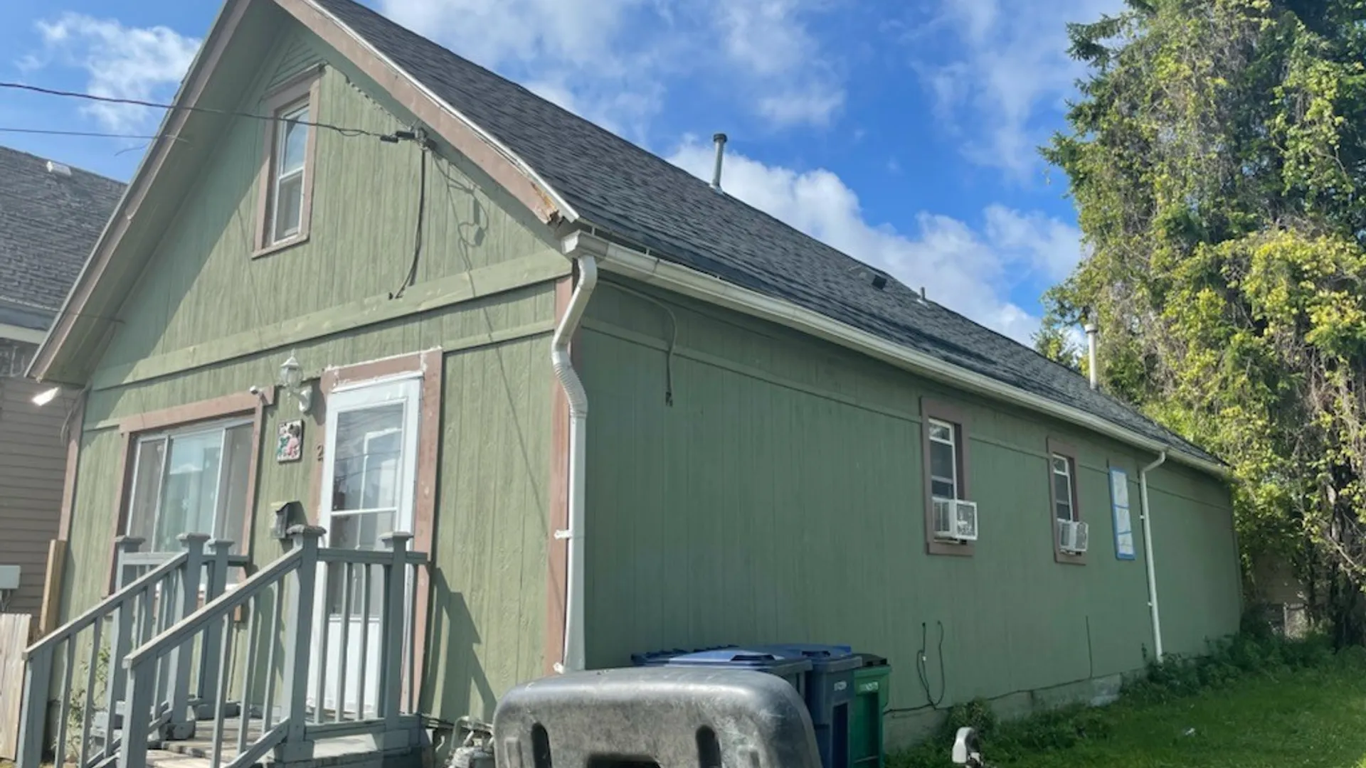 Property at 28 Townsend Street, Buffalo, NY 14206 2